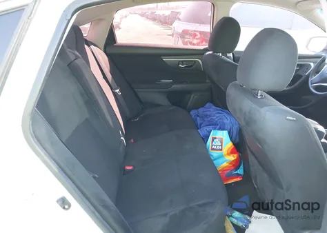 2015 Nissan Altima 2.5/2.5 S/2.5 Sl/2.5 Sv из США, поврежденный, VIN 1N4AL3AP7FN379119